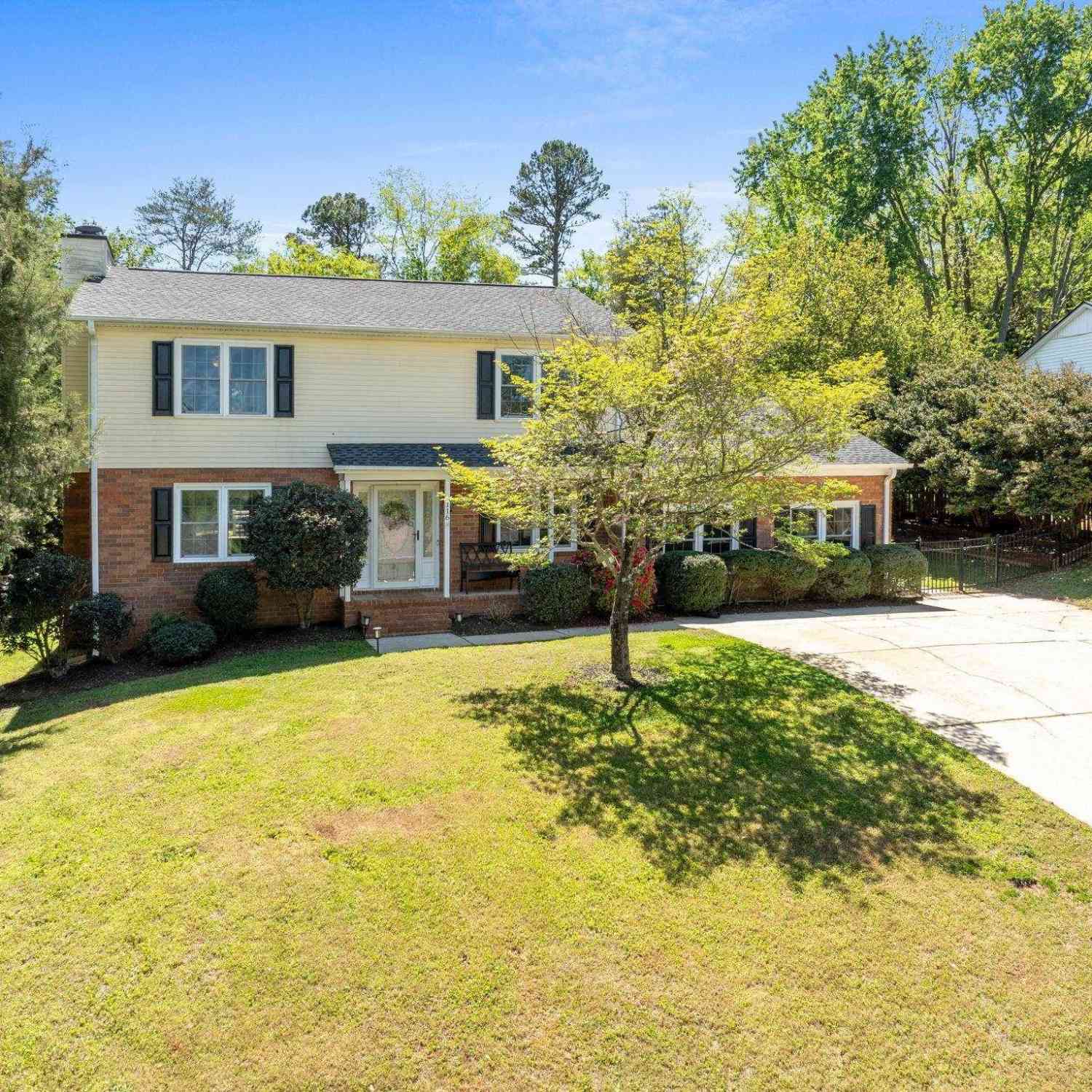 Homes For Sale - 116 Lynchester<br/> Greenville, SC 29615