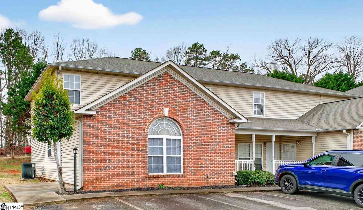 Condo For Sale - 103 A Reef<br/> Easley, SC 29642