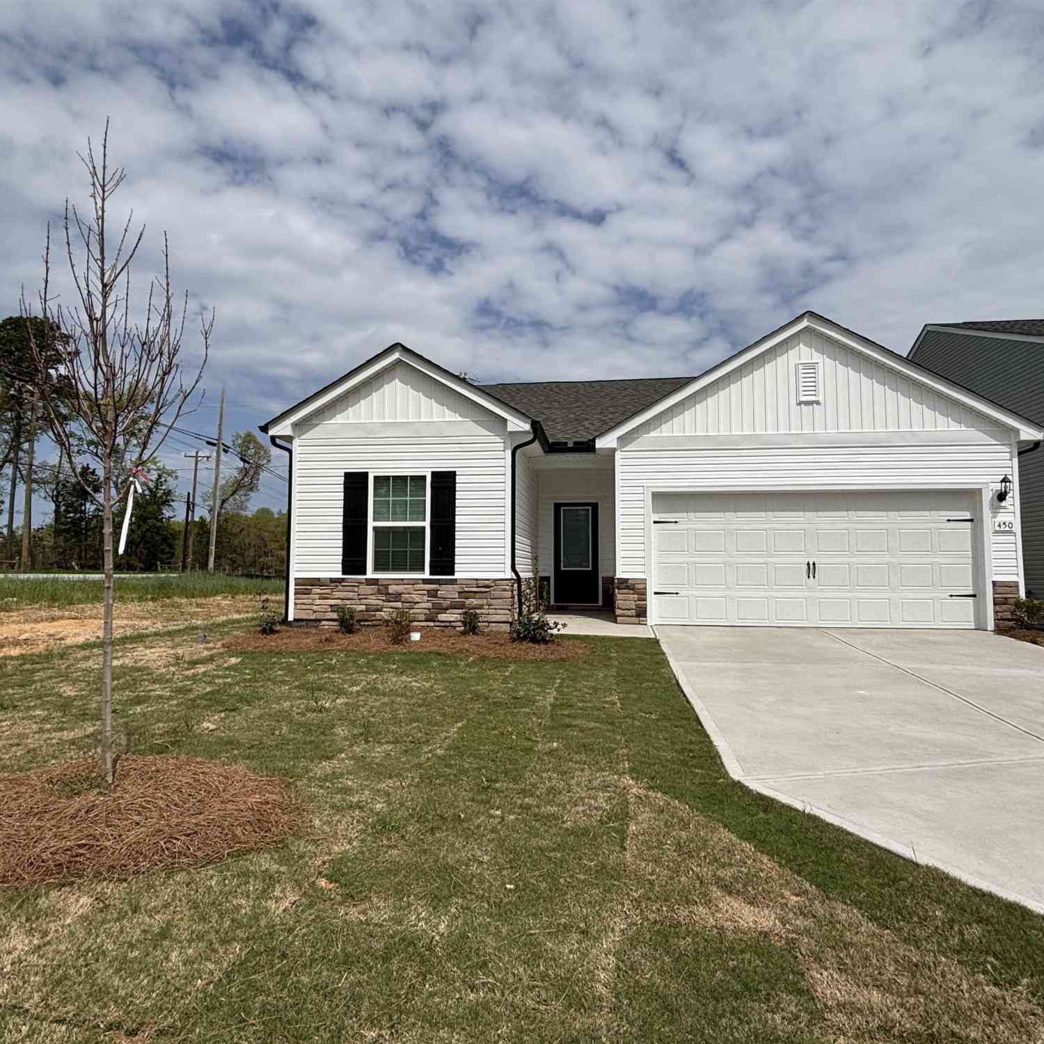 Homes For Sale - 450 West Claywalk<br/> Woodruff, SC 29388