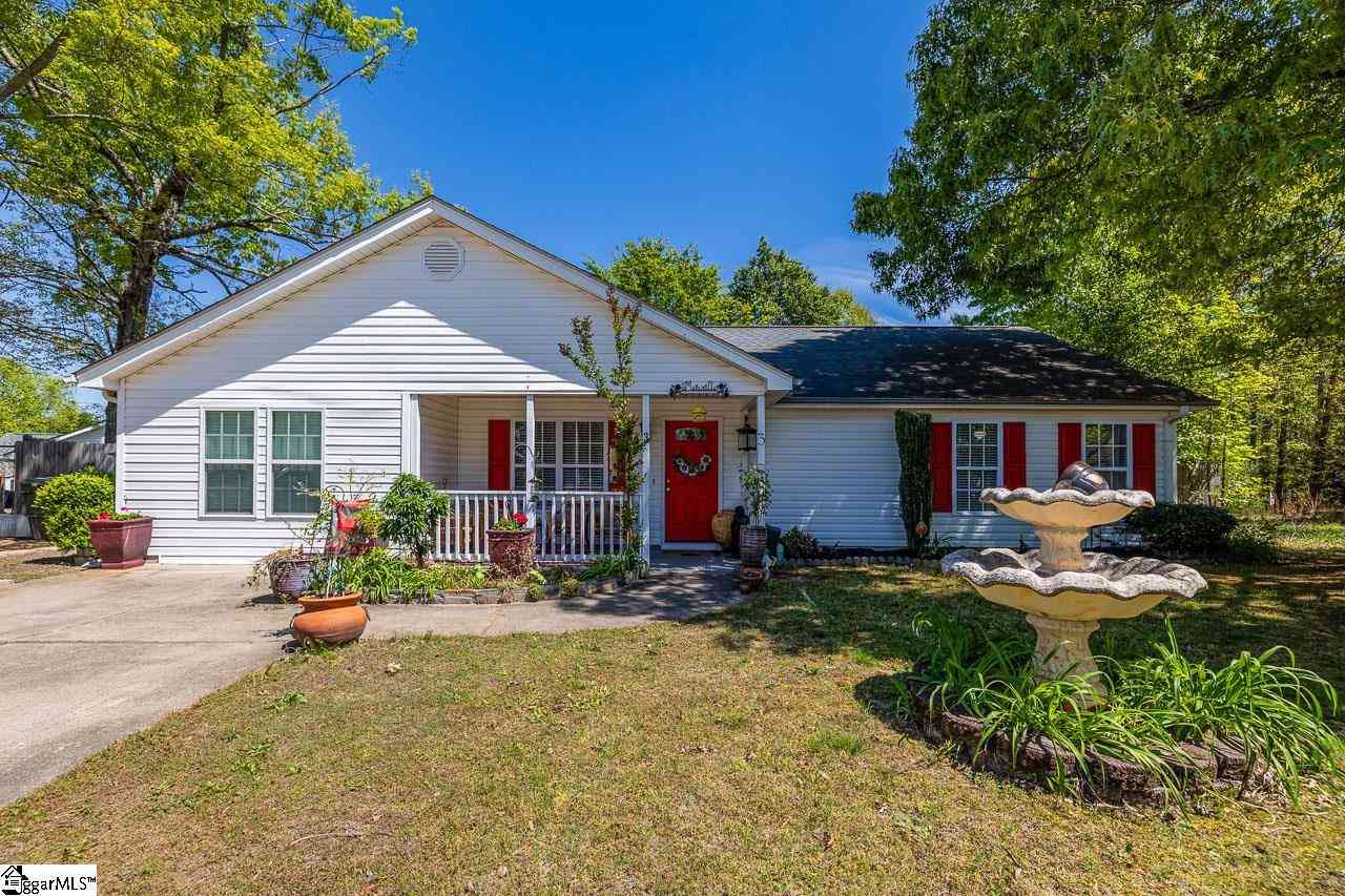 Homes For Sale - 3 Winter<br/> Fountain Inn, SC 29644