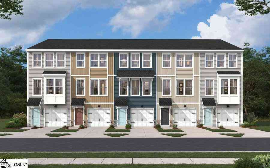 Townhouse For Sale - 10 Broad River<br/> Greenville, SC 29607