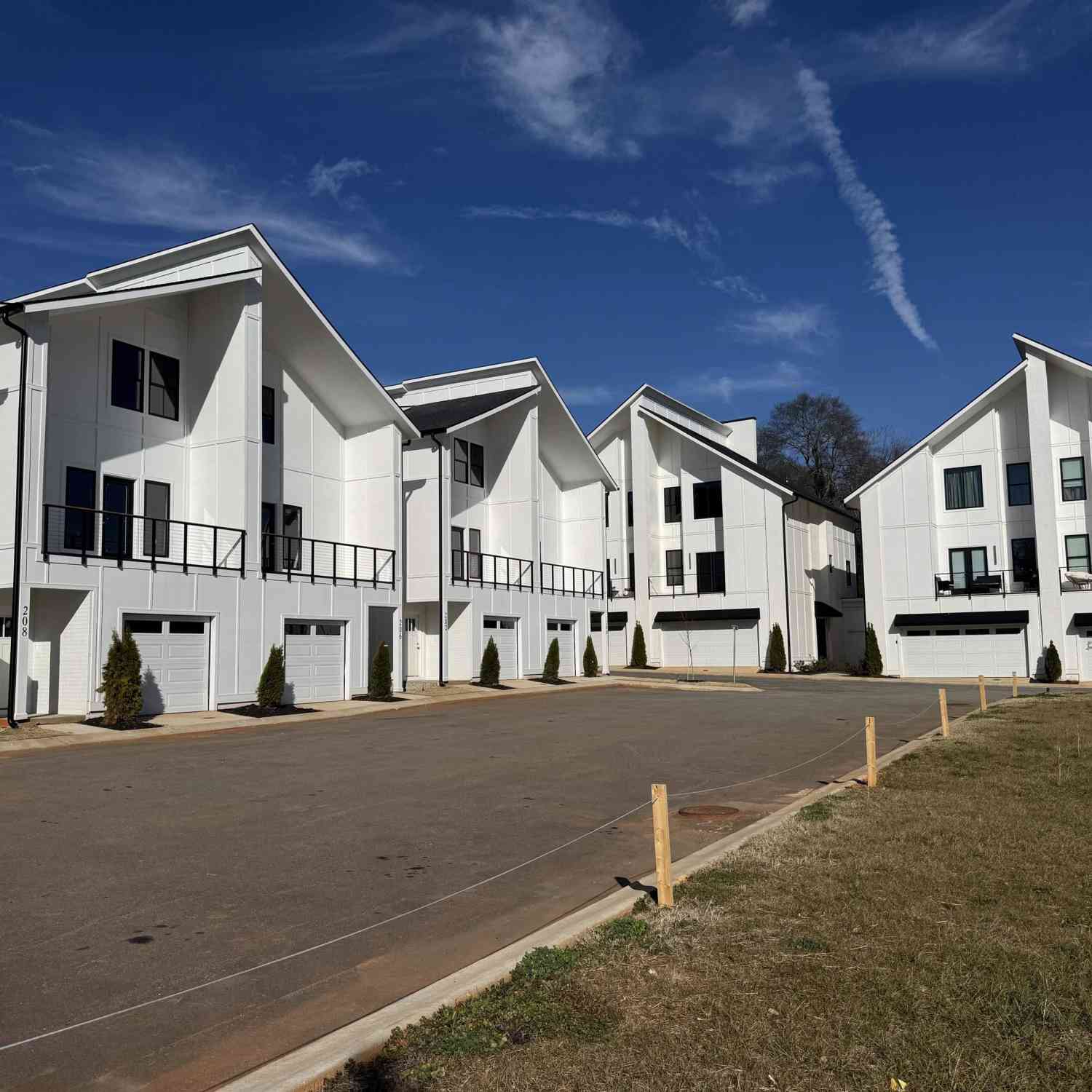 Condo For Sale - 208 Ackert<br/> Greenville, SC 29605