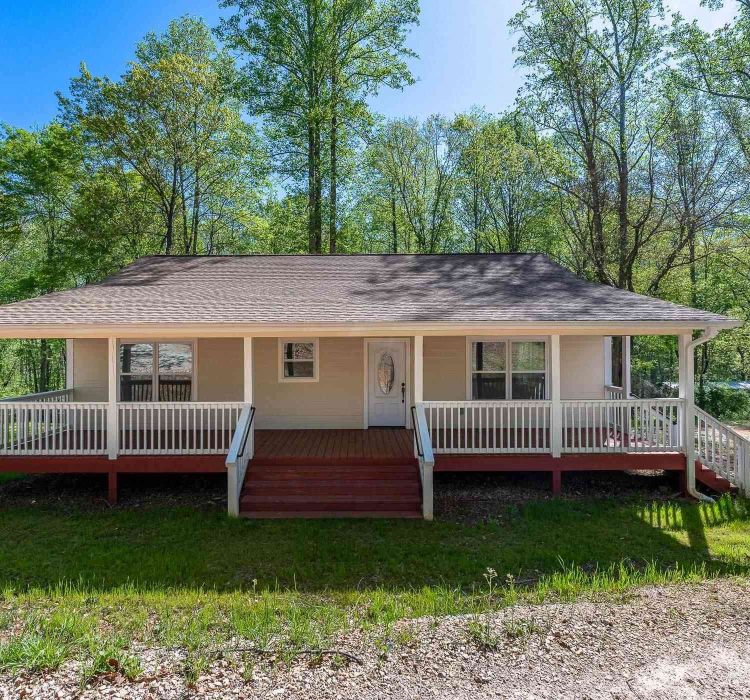 Homes For Sale - 2134 Geer<br/> Travelers Rest, SC 29690