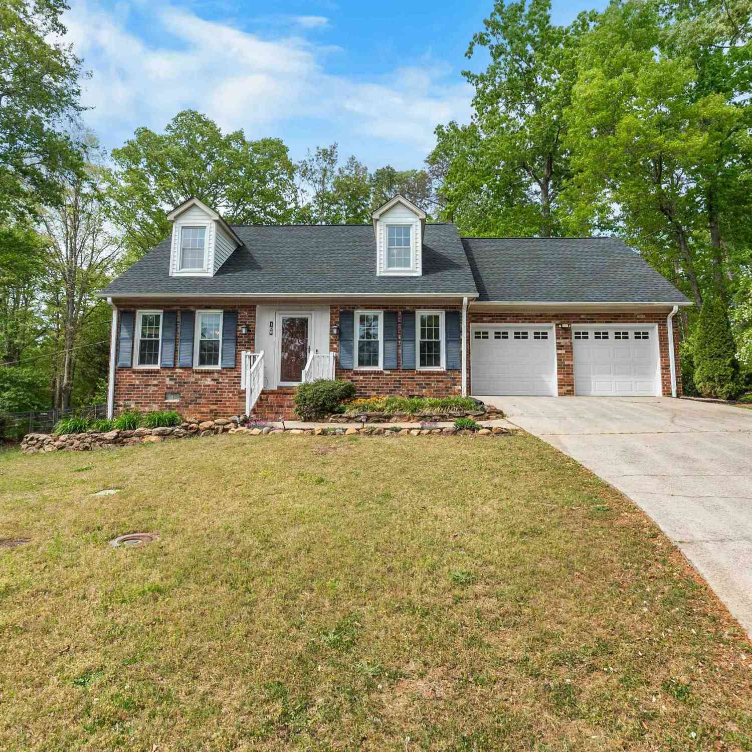 Homes For Sale - 106 Ryan<br/> Taylors, SC 29687