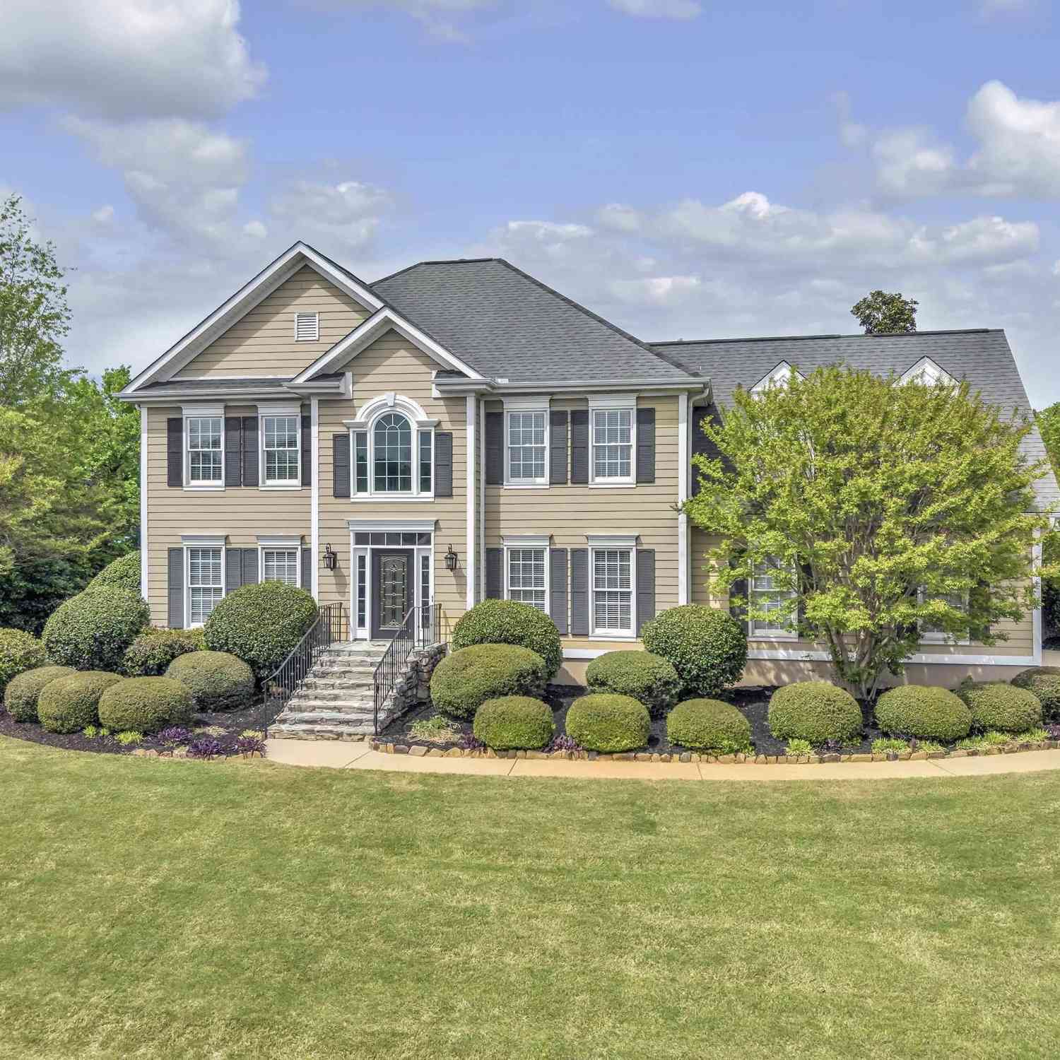Homes For Sale - 400 Ladykirk<br/> Greer, SC 29650