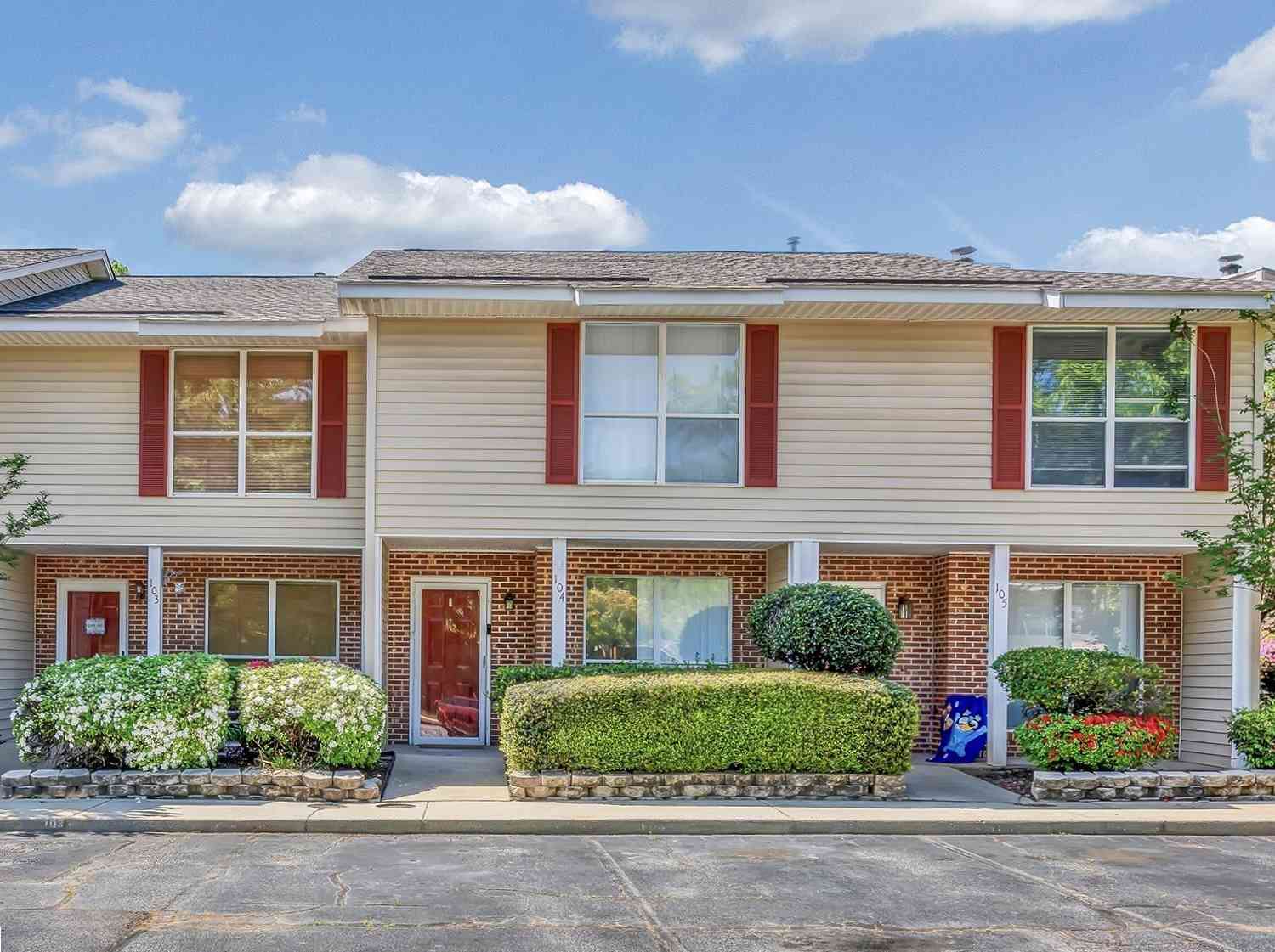 Townhouse For Sale - 309 Miller<br/> Greenville, SC 29662