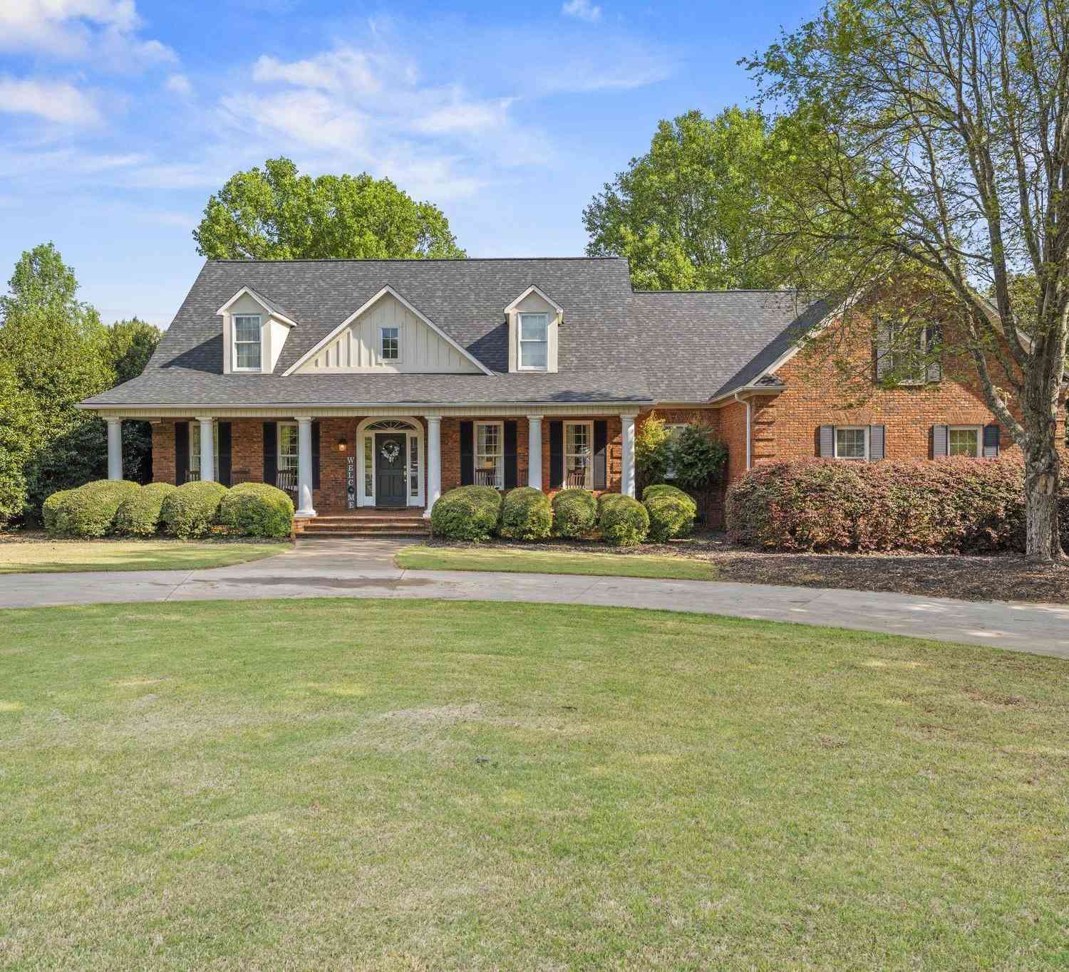 Homes For Sale - 429 Waterford Point<br/> Boiling Springs, SC 29316