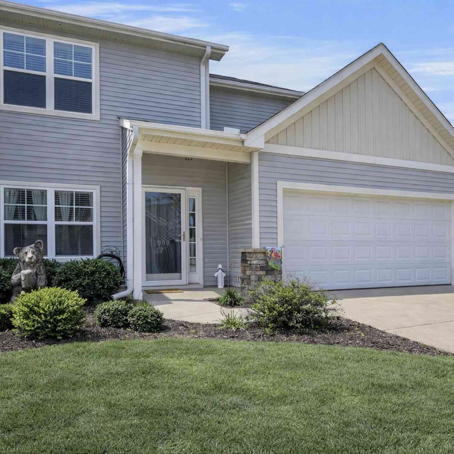 Townhouse For Sale - 800 Stonebriar<br/> Simpsonville, SC 29681
