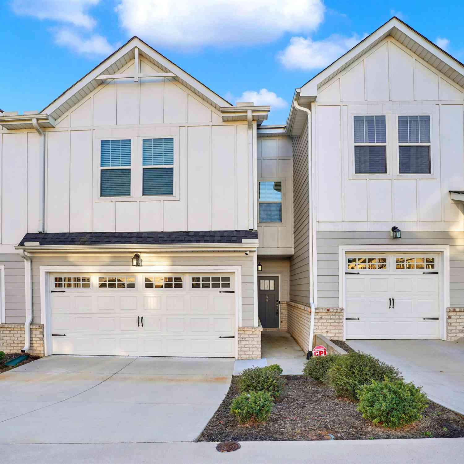 Townhouse For Sale - 66 Galley<br/> Greenville, SC 29609