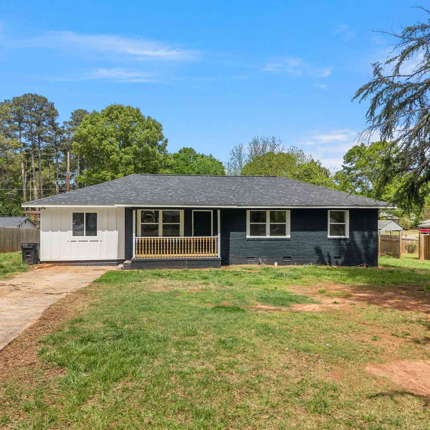 Homes For Sale - 609 Ashwood<br/> Anderson, SC 29624