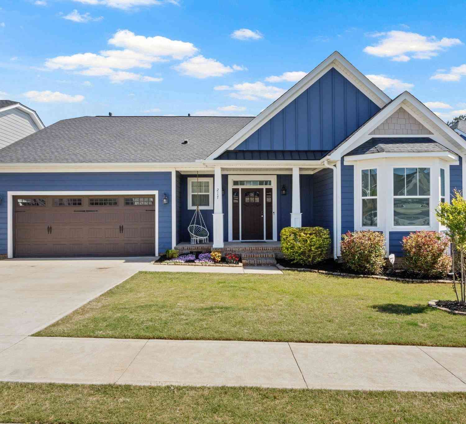 Homes For Sale - 217 Daystrom<br/> Greer, SC 29651