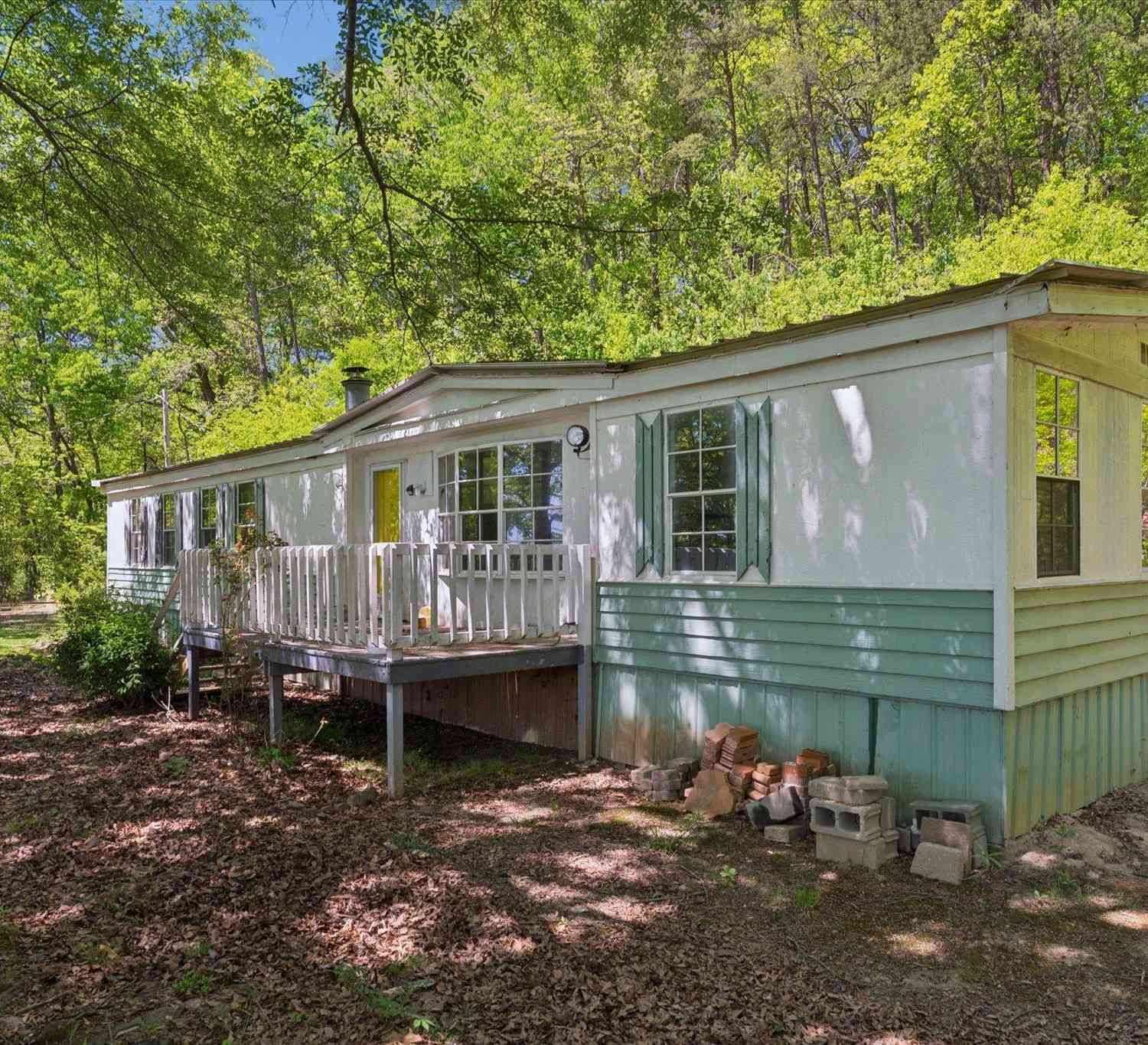 Mobile Home For Sale - 599 S Glassy Mountain<br/> Pickens County, Pickens, SC 29671