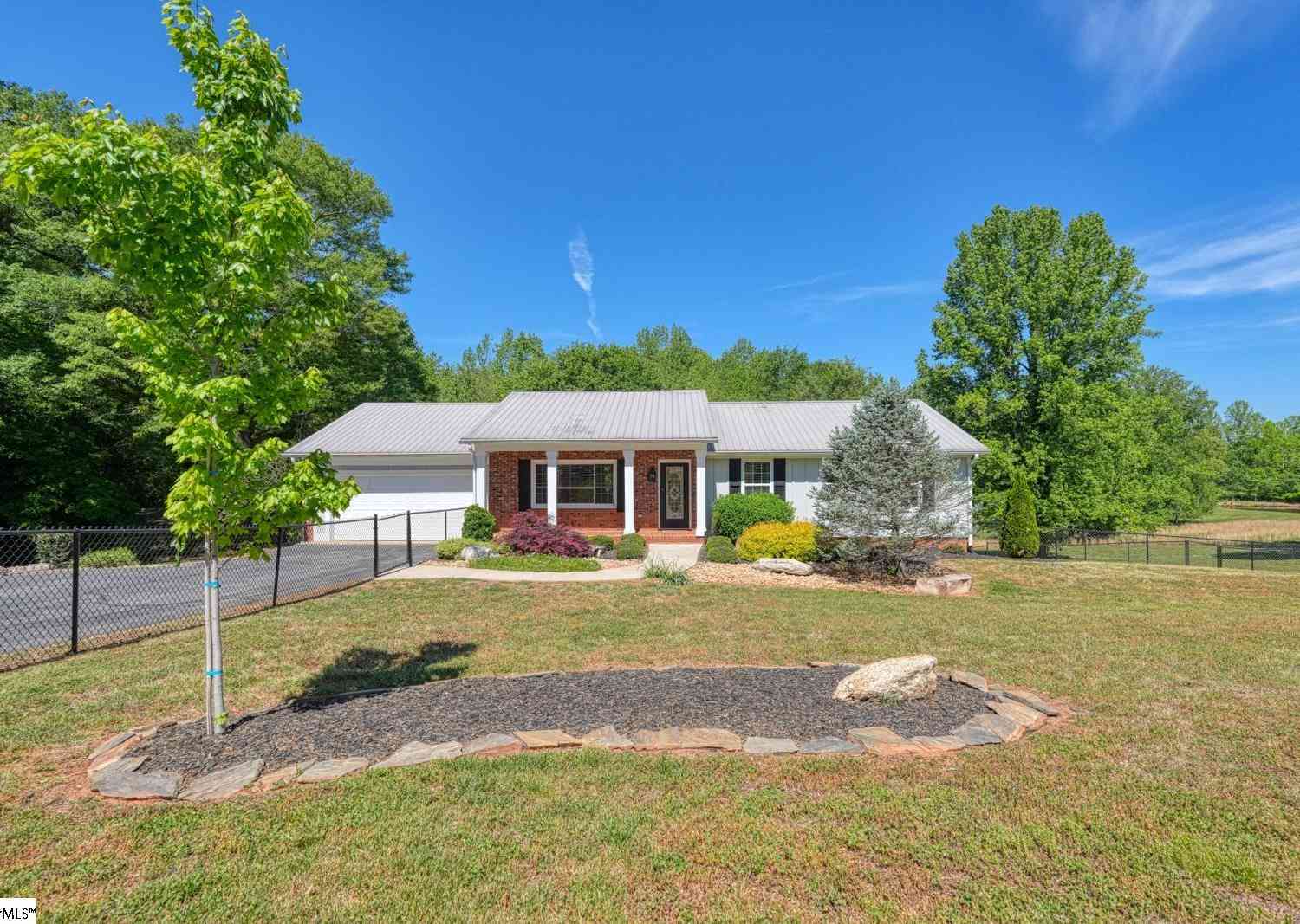 Homes For Sale - 270 Spring Valley<br/> Inman, SC 29349
