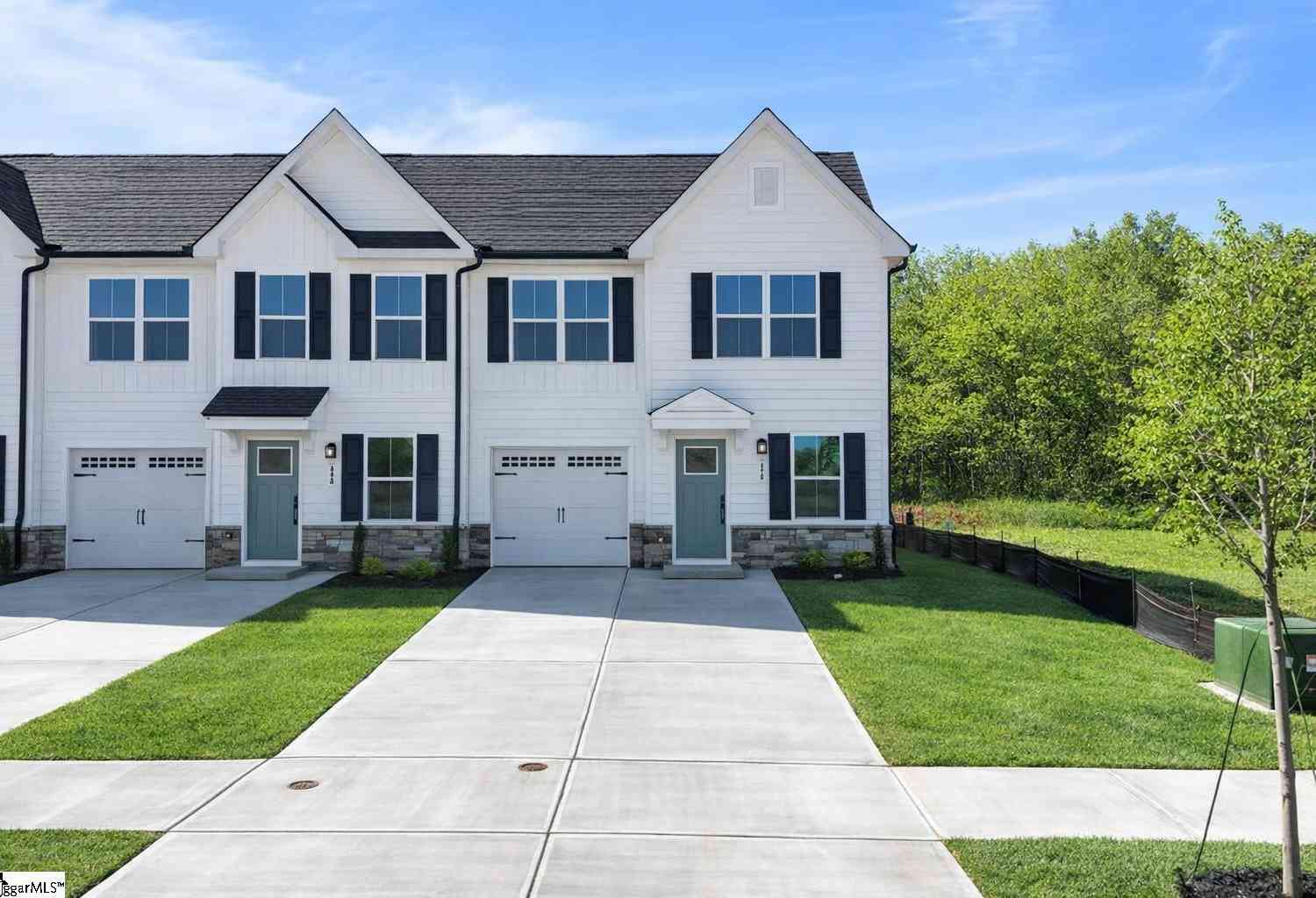 Townhouse For Sale - 609 Cold Springs<br/> Anderson, SC 29621