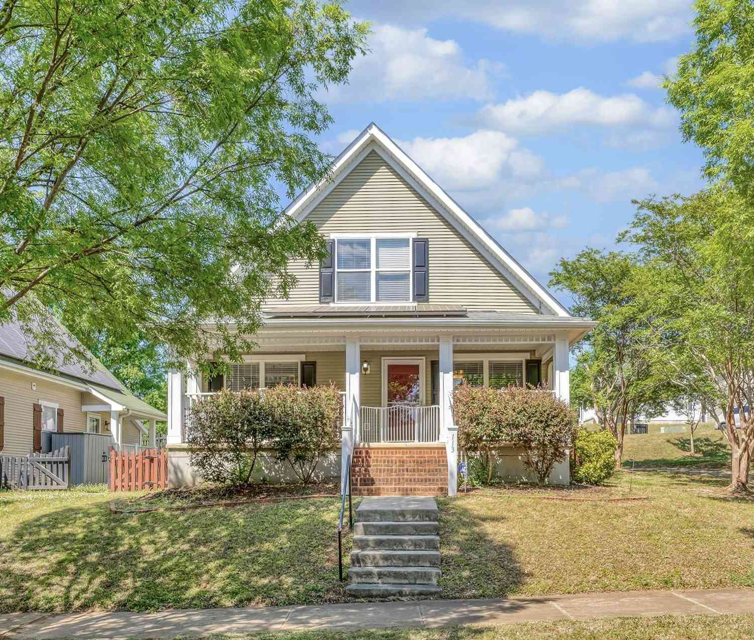 Homes For Sale - 113 Aisha<br/> Greenville, SC 29607
