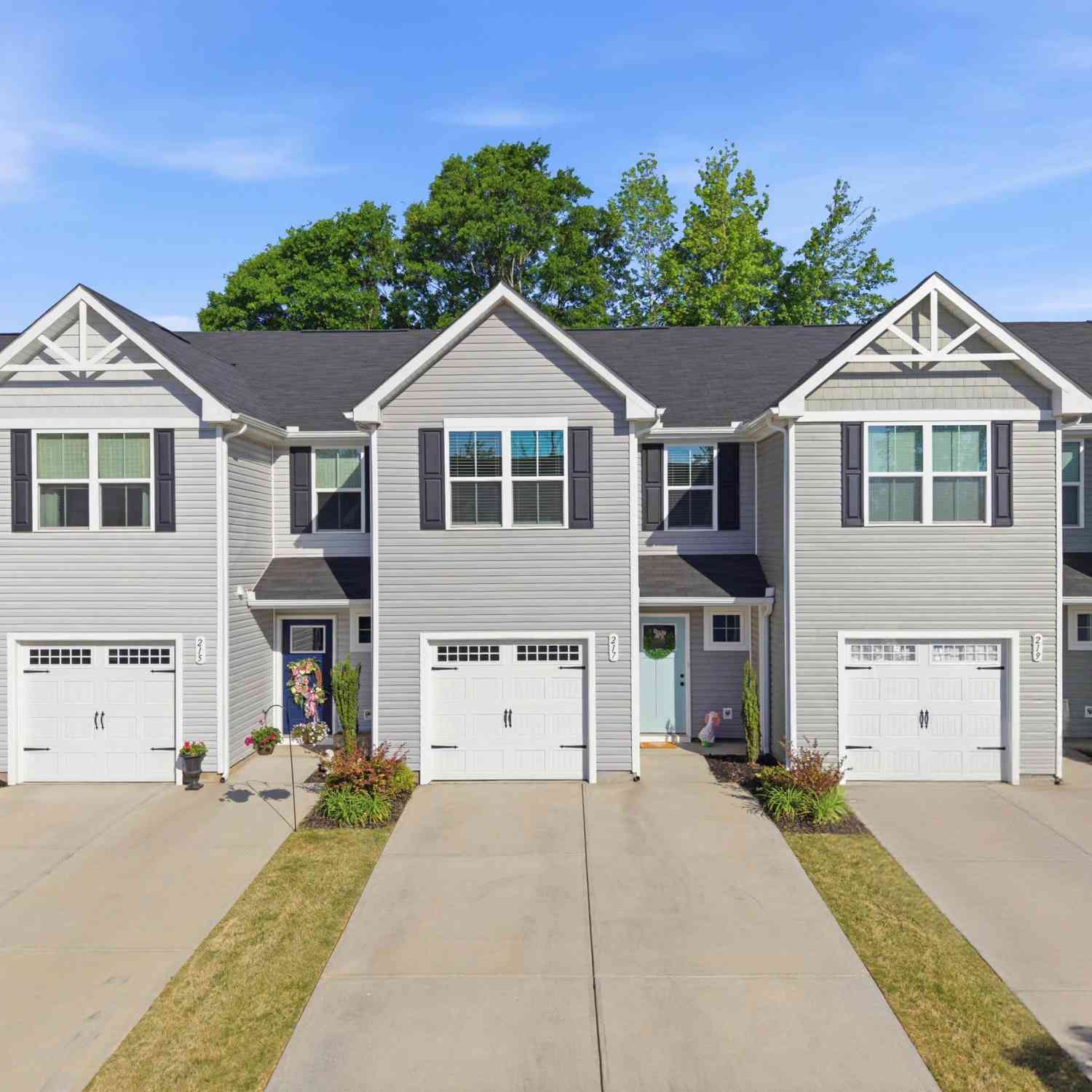 Townhouse For Sale - 217 Sarnesfield<br/> Greenville, SC 29605