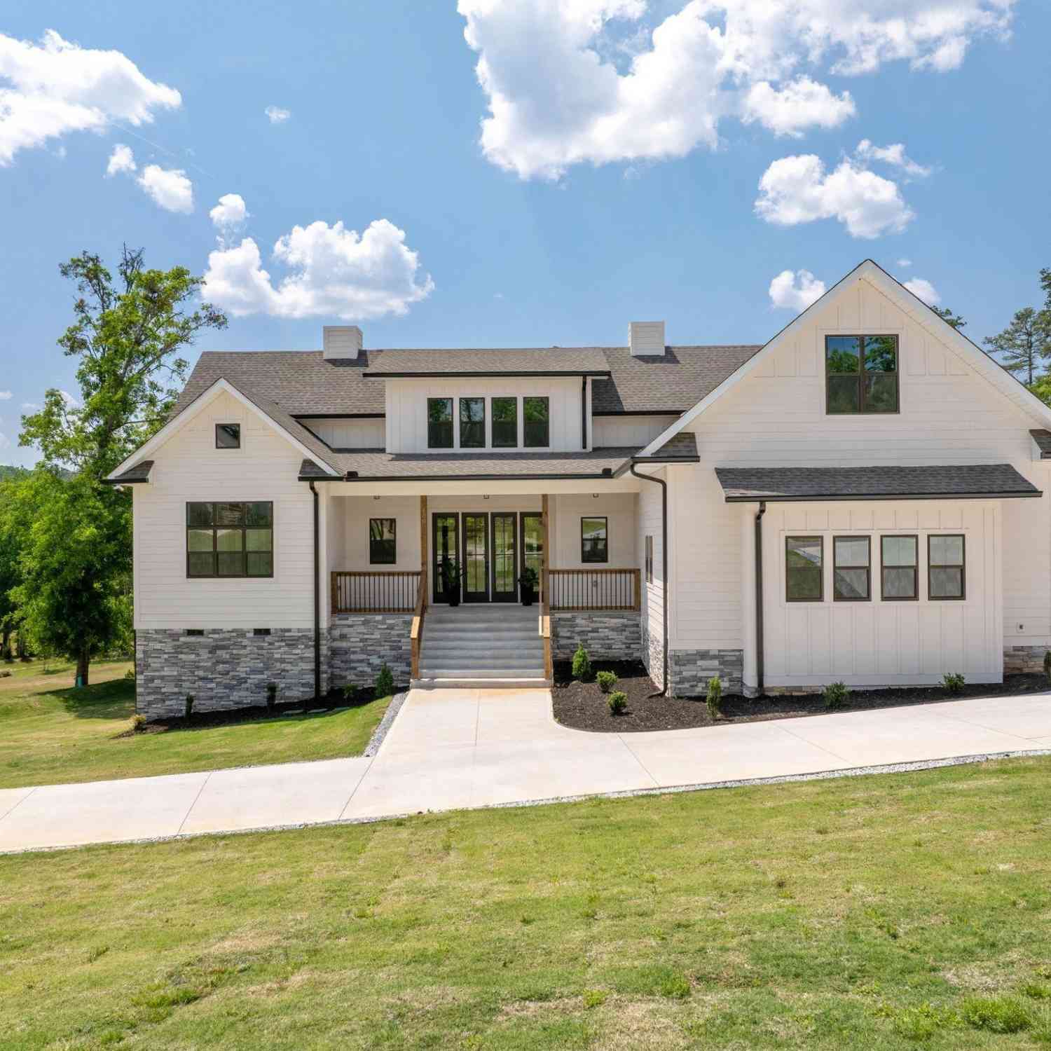 Homes For Sale - 100 Pinelands<br/> Travelers Rest, SC 29690