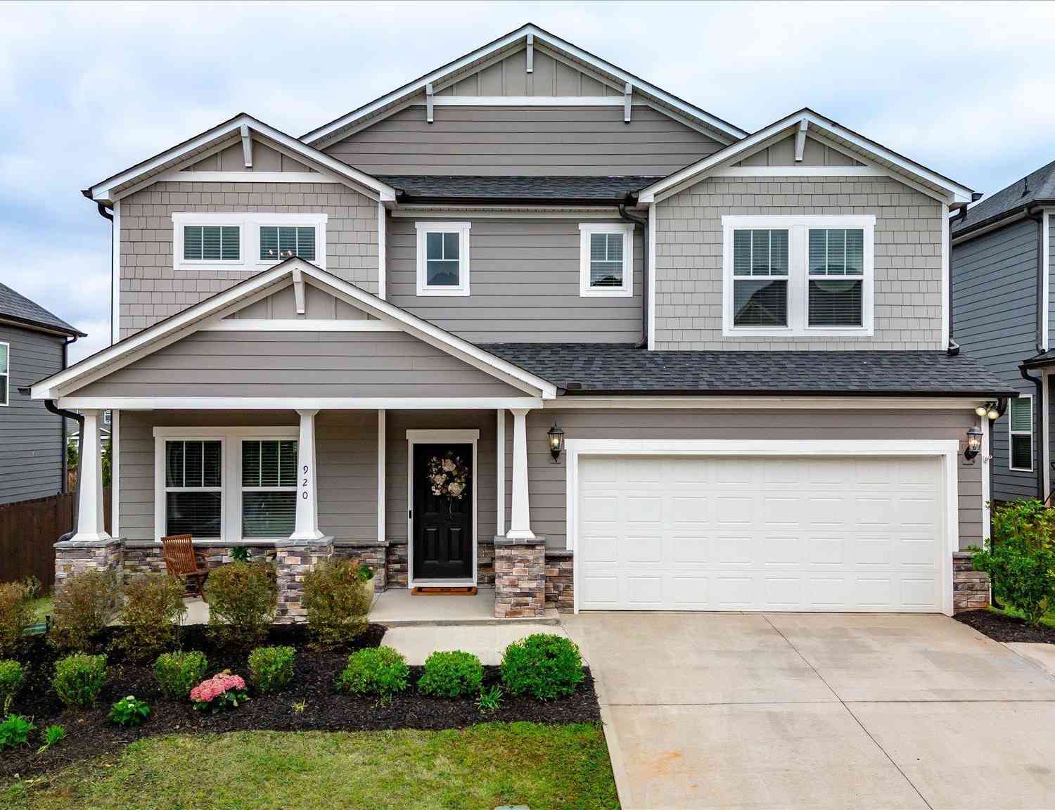 Homes For Sale - 920 Whitemarsh<br/> Simpsonville, SC 29680