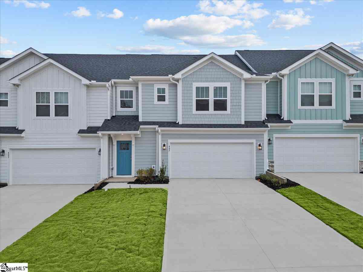 Townhouse For Sale - 405 Crestcreek<br/> Anderson, SC 29621