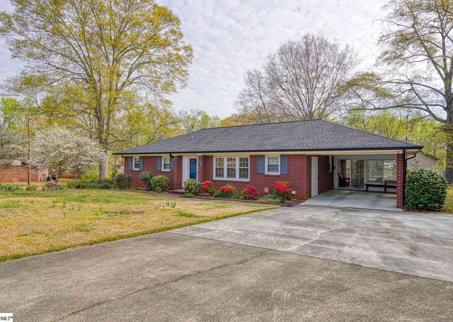 Homes For Sale - 137 Whittier<br/> Spartanburg, SC 29303