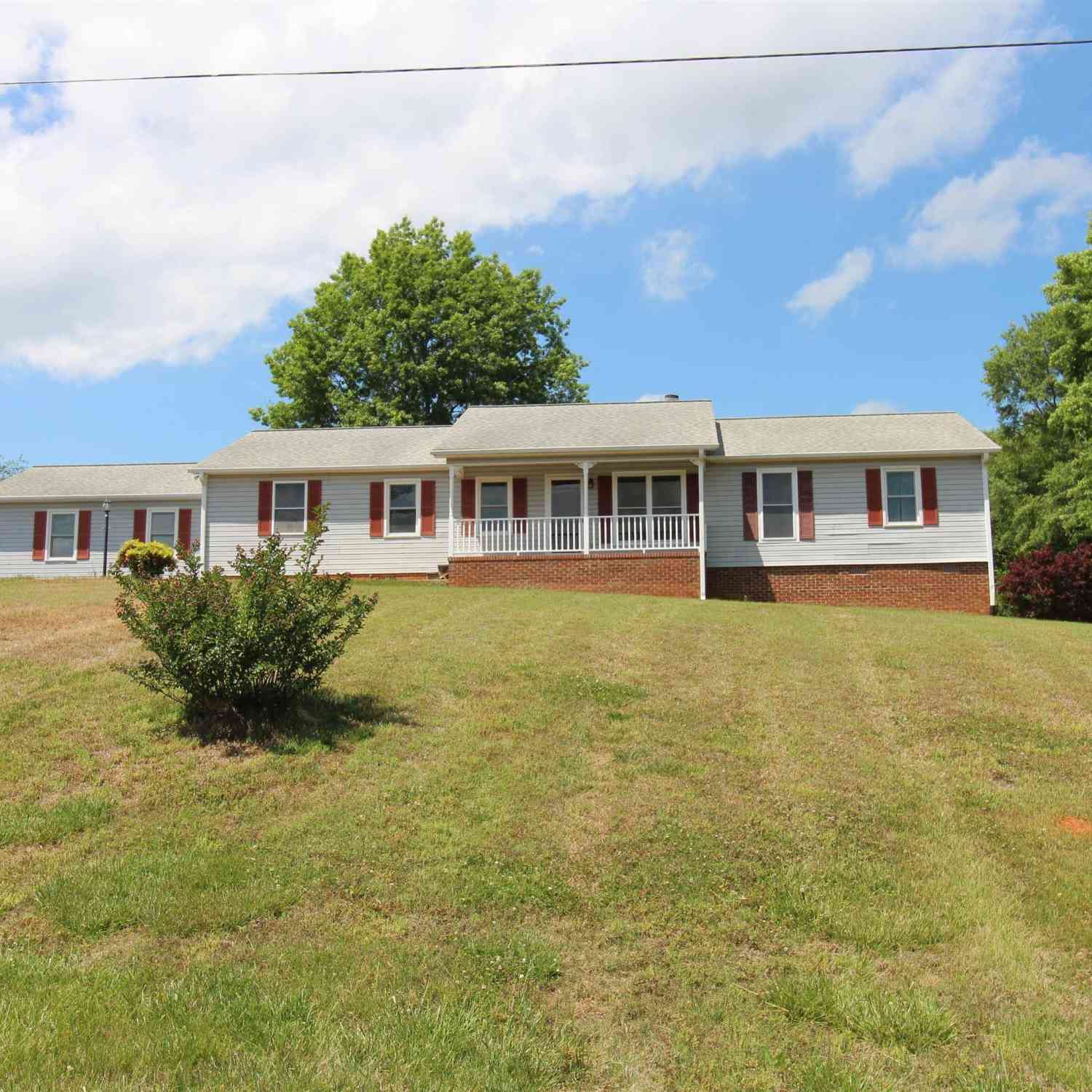 Homes For Sale - 152 Timberlake<br/> Inman, SC 29349