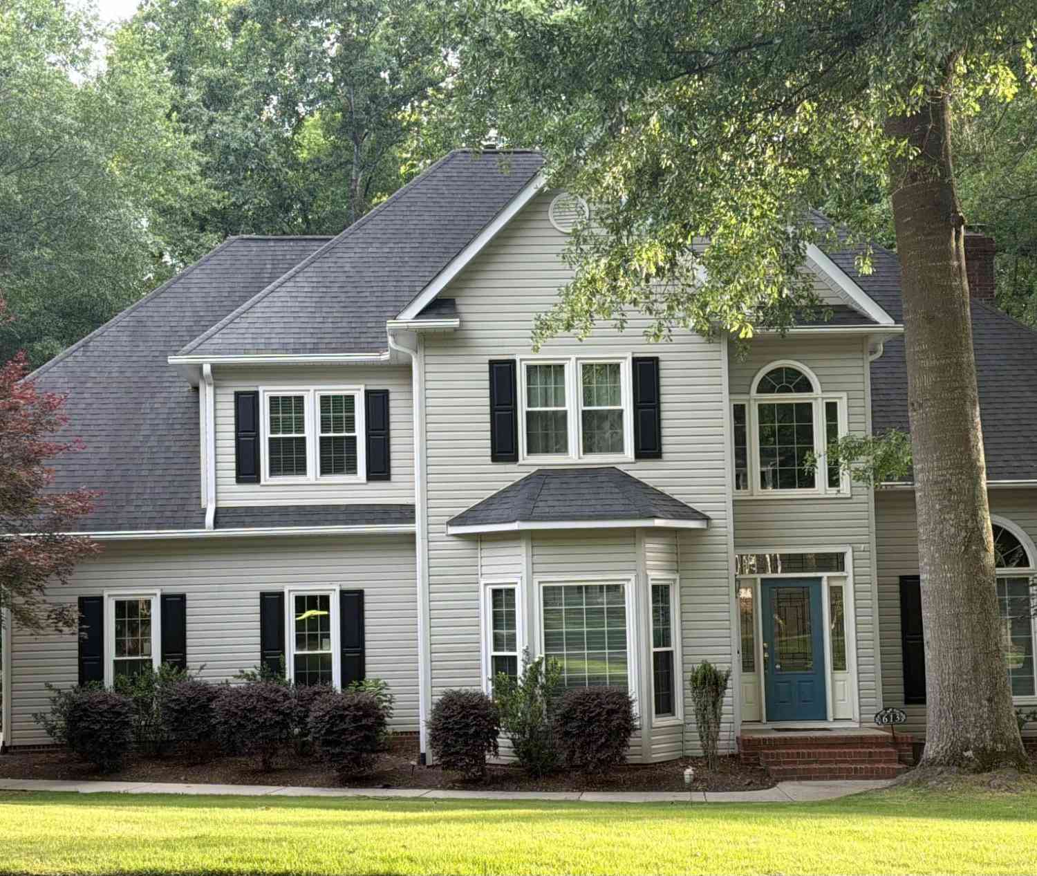 Homes For Sale - 613 Neely Farm<br/> Simpsonville, SC 29680