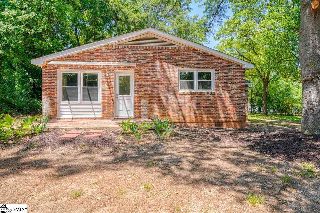 Homes For Sale - 7110 Cotton Owens<br/> Spartanburg, SC 29303