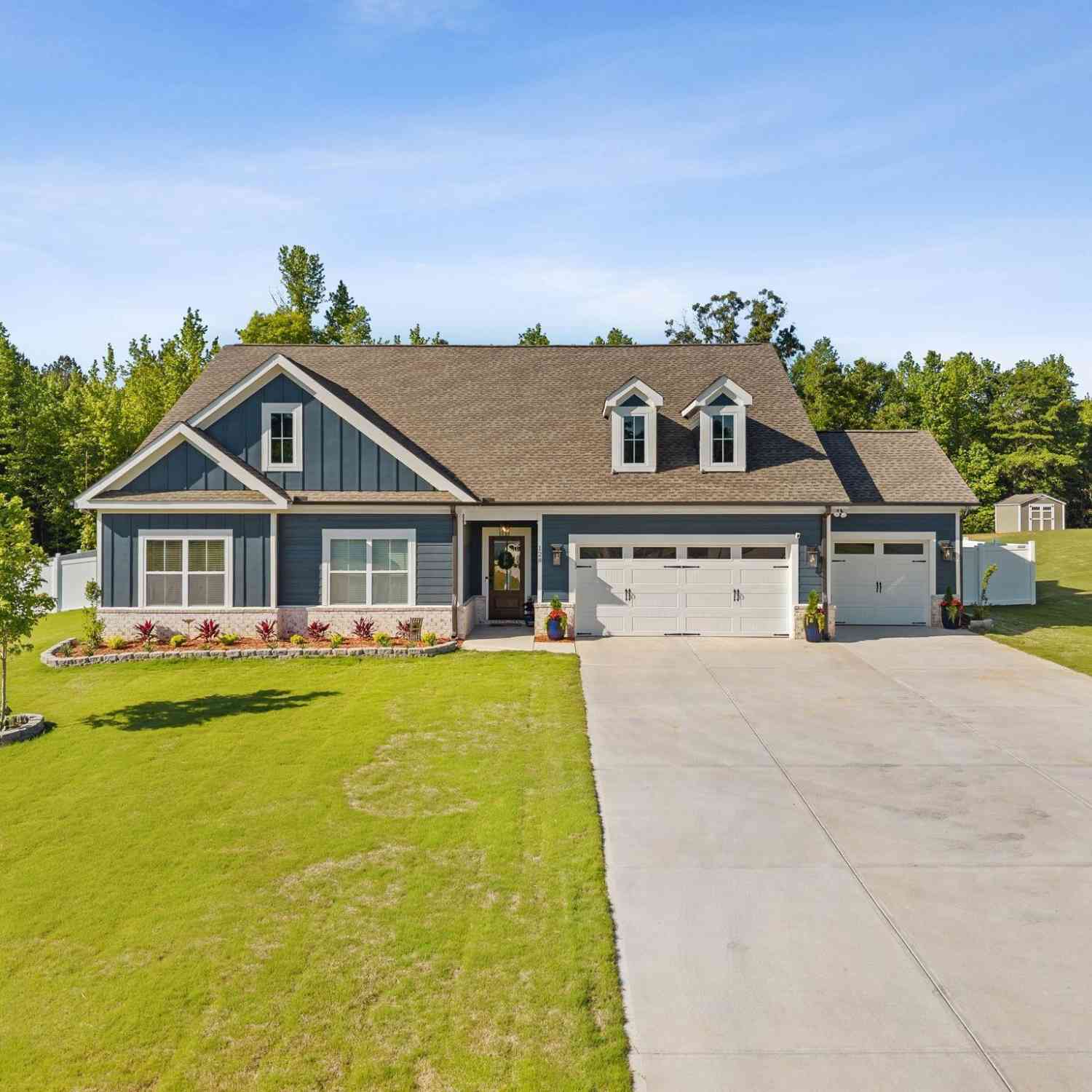 Homes For Sale - 128 Arbor Woods<br/> Easley, SC 29642