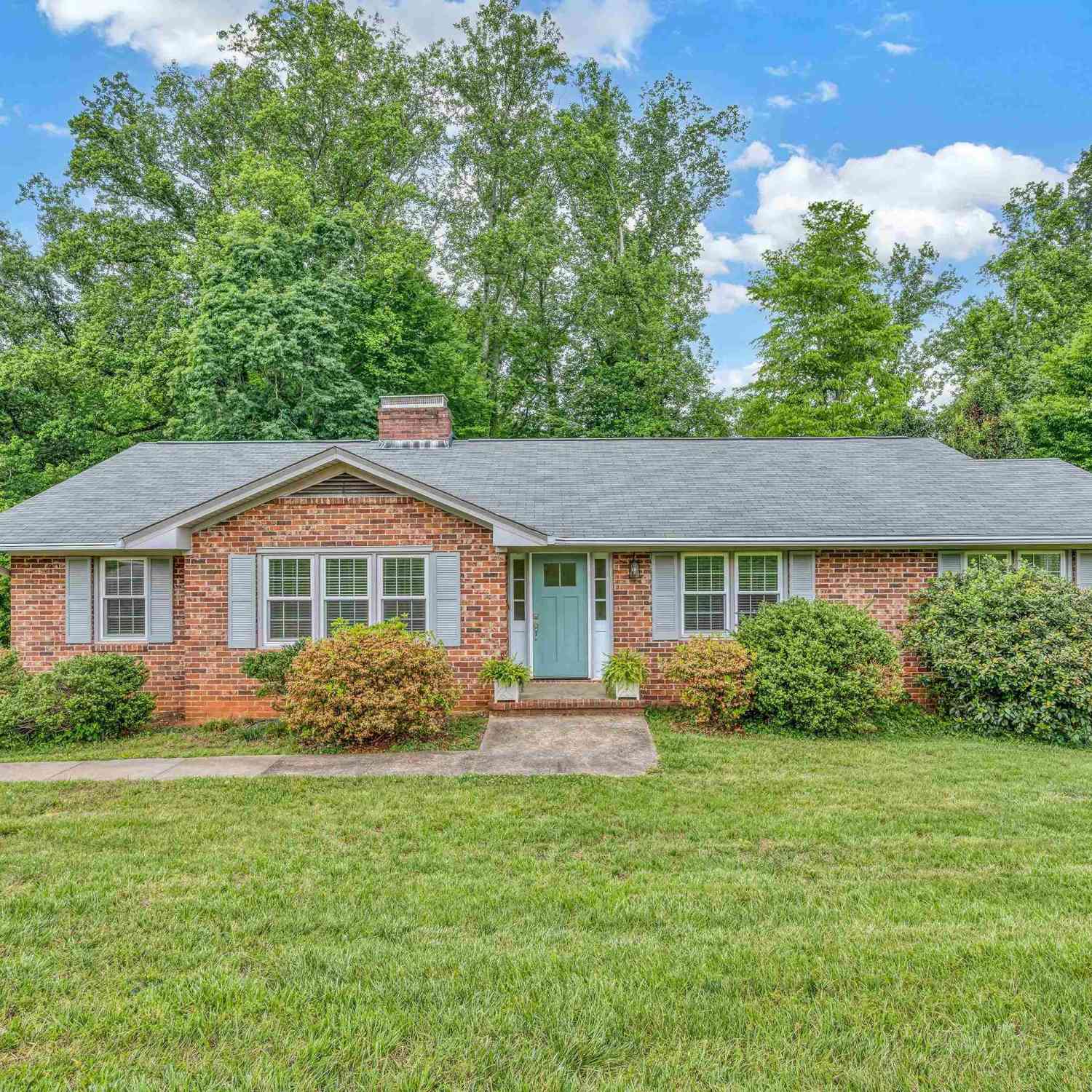 Homes For Sale - 720 Parkins Mill<br/> Greenville, SC 29607