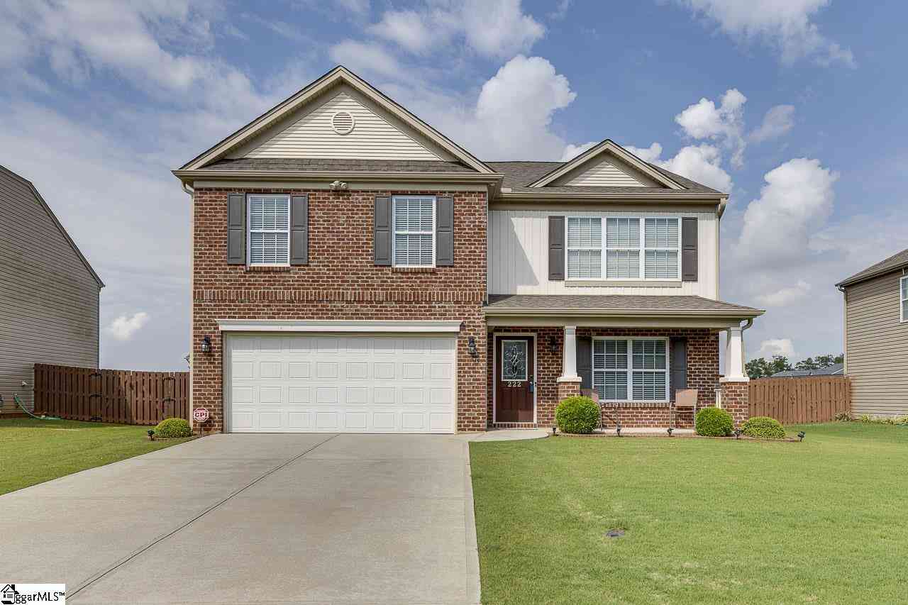 Homes For Sale - 222 Golden Bear<br/> Duncan, SC 29334