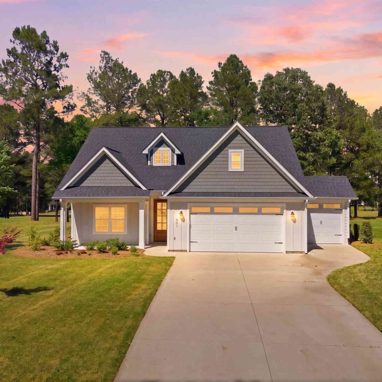 Homes For Sale - 401 Grand Harbor<br/> Ninety Six, SC 29666