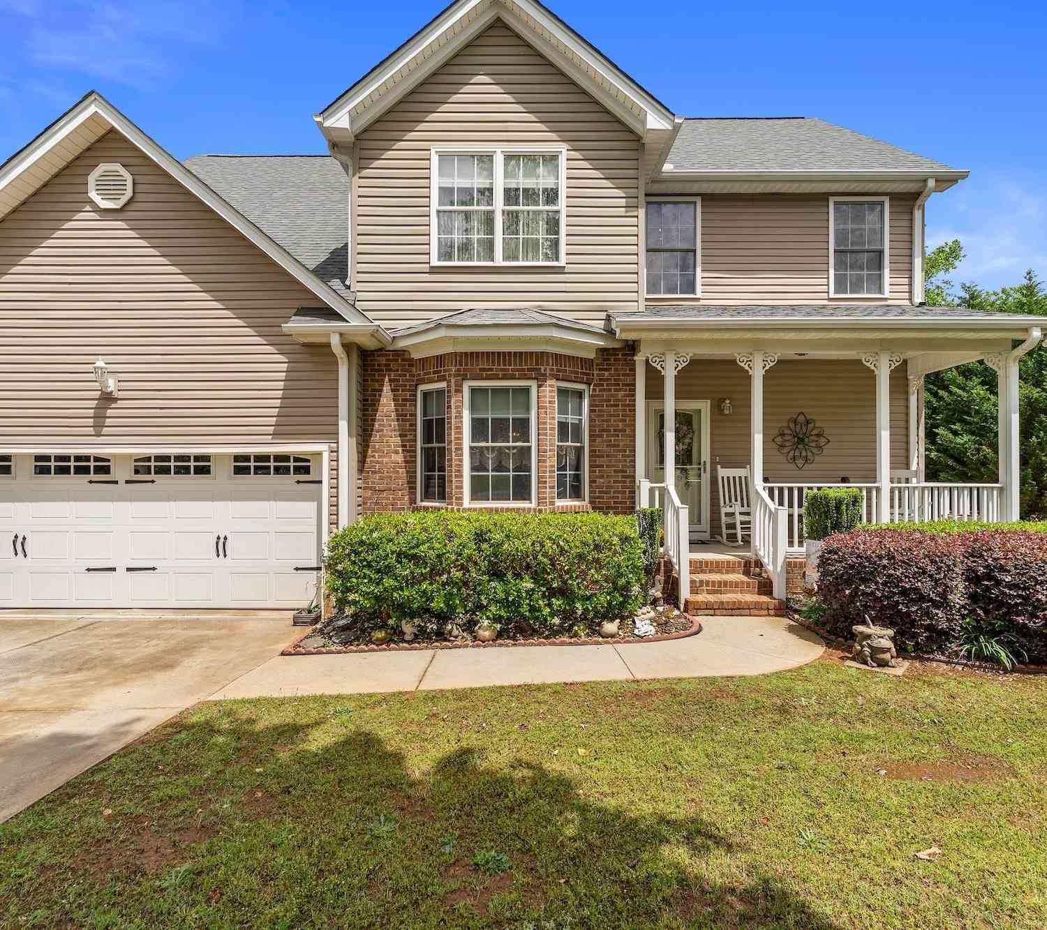 Homes For Sale - 200 Byron Abbey<br/> Piedmont, SC 29673