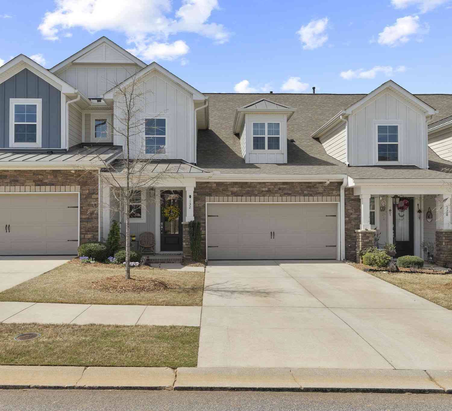 Townhouse For Sale - 132 Green Heron<br/> Greenville, SC 29607