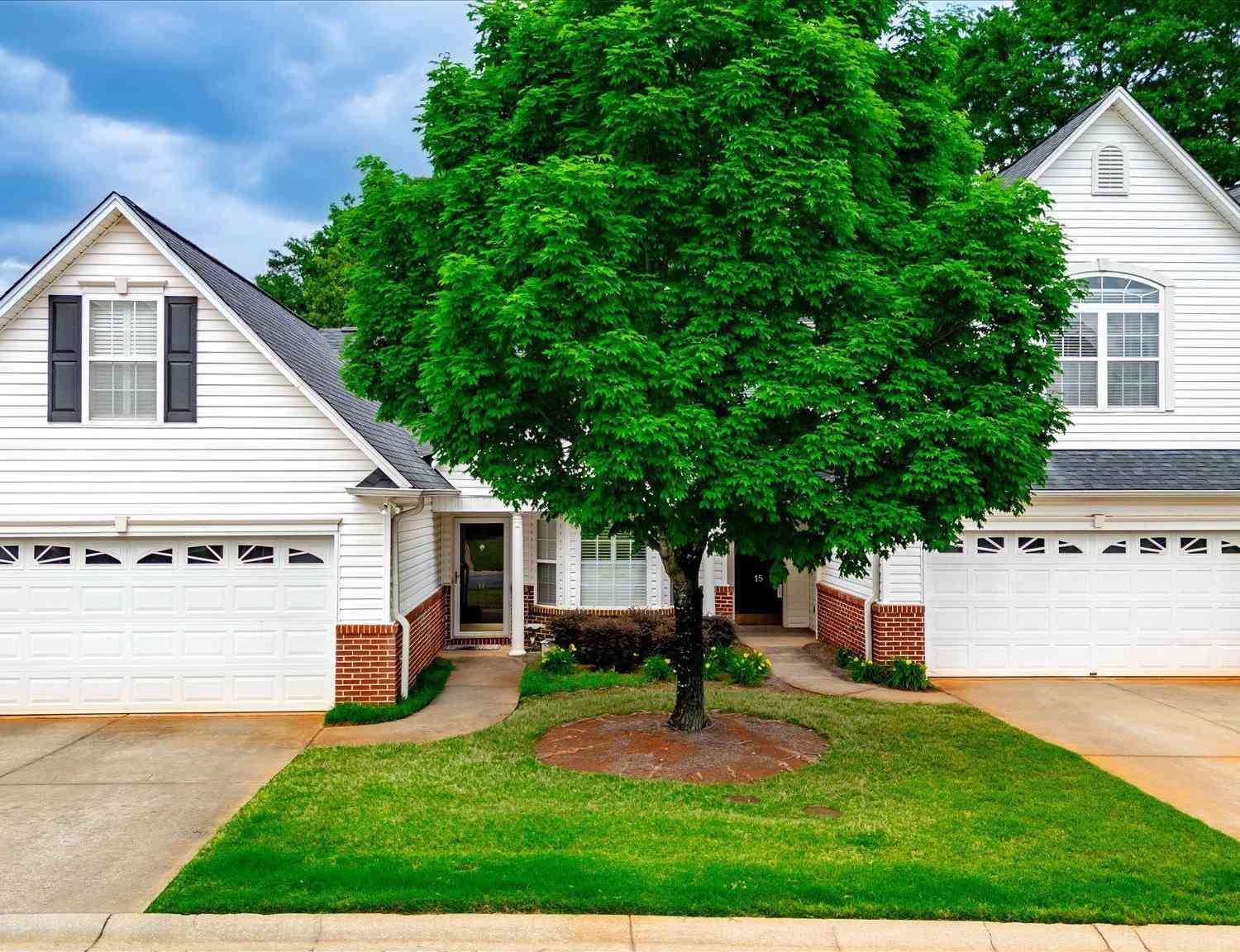 Townhouse For Sale - 15 Cedar Rock<br/> Greer, SC 29650