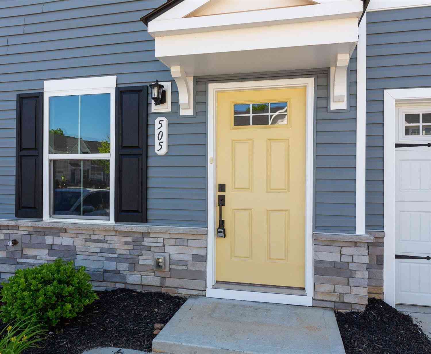 Townhouse For Sale - 505 Chiswell<br/> Greenville, SC 29617