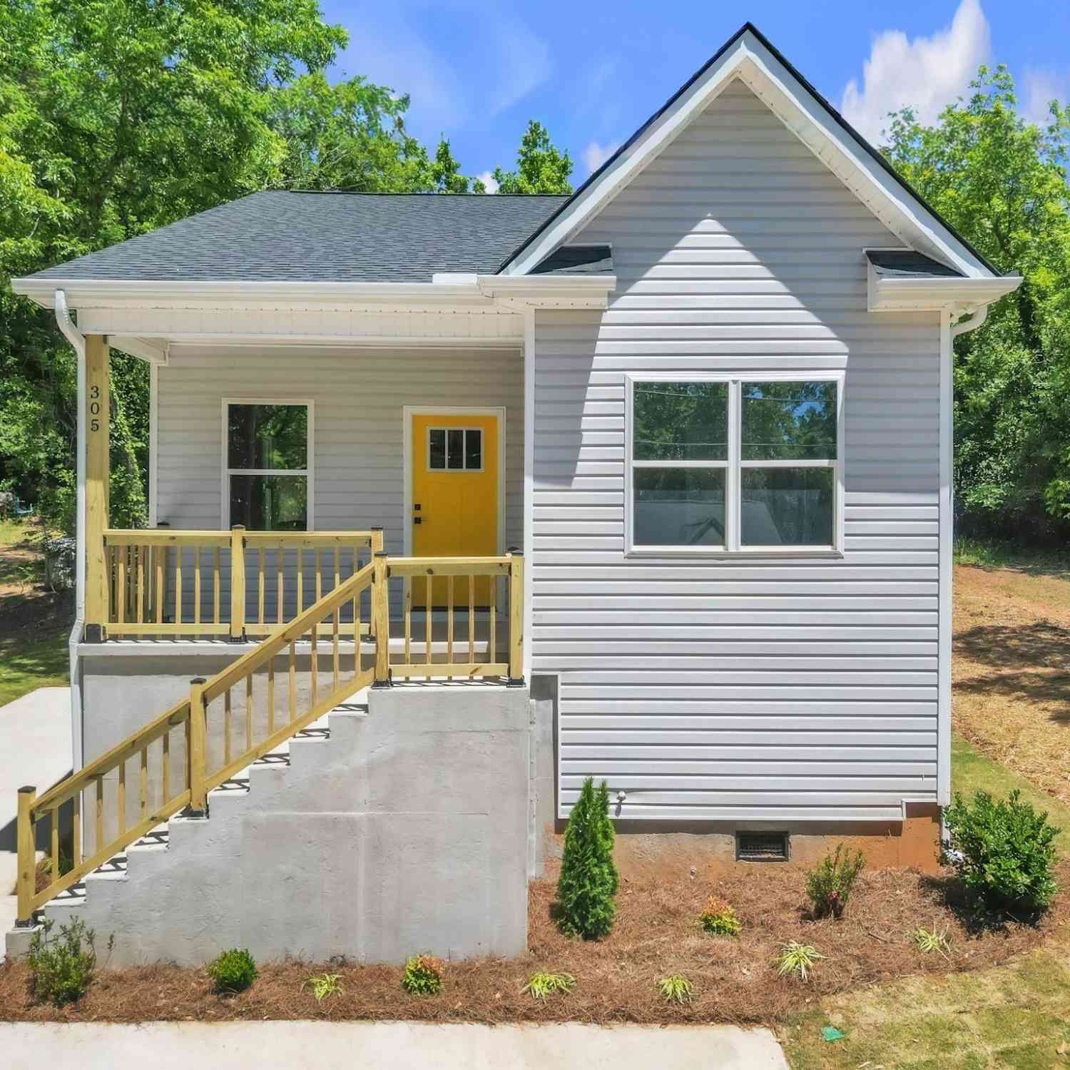 Homes For Sale - 305 Appian<br/> Spartanburg, SC 29306