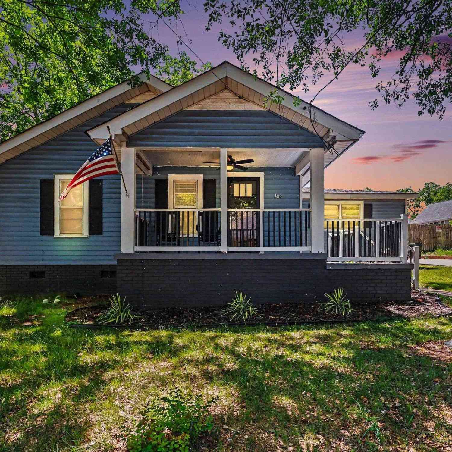 Homes For Sale - 308 Cannon<br/> Greer, SC 29651