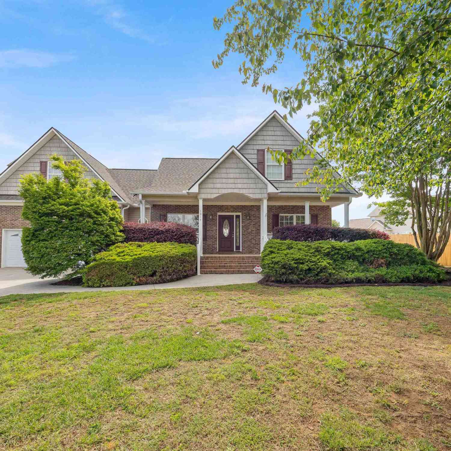 Homes For Sale - 1017 Corie Crest<br/> Boiling Springs, SC 29316