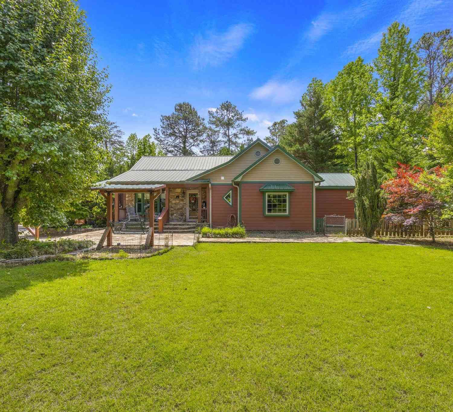 Homes For Sale - 213 Cox Ridge<br/> Travelers Rest, SC 29690