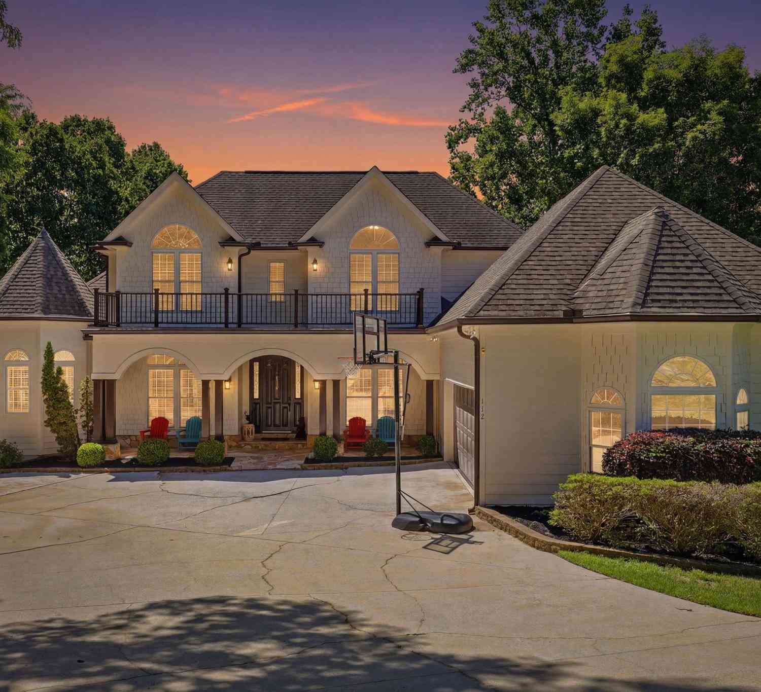 Homes For Sale - 112 Gates Cove<br/> Fair Play, SC 29643