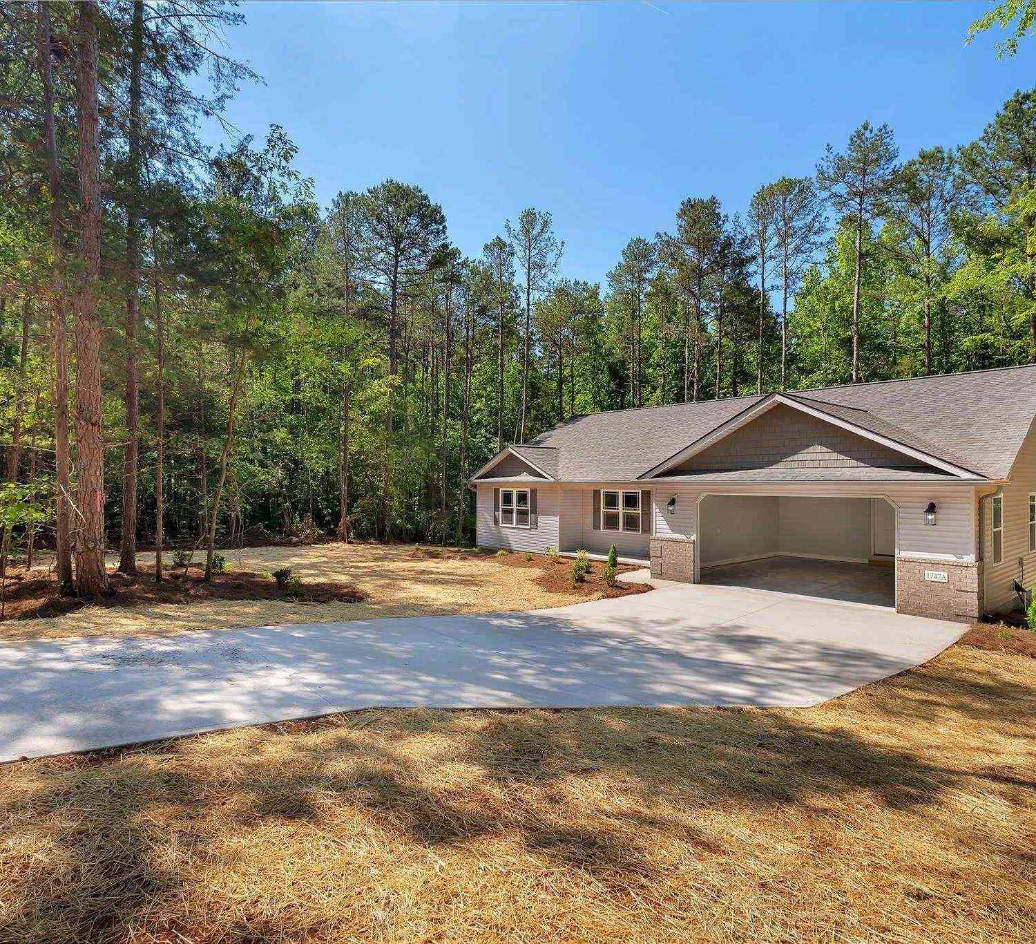 Homes For Sale - 1747A Dalrymple<br/> Anderson, SC 29621