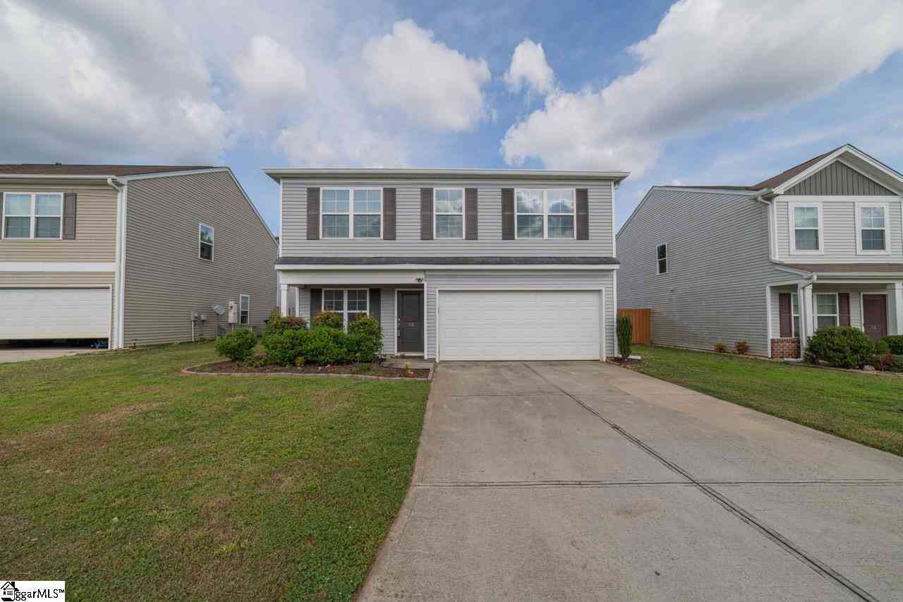 Homes For Sale - 113 Traditons<br/> Anderson, SC 29625