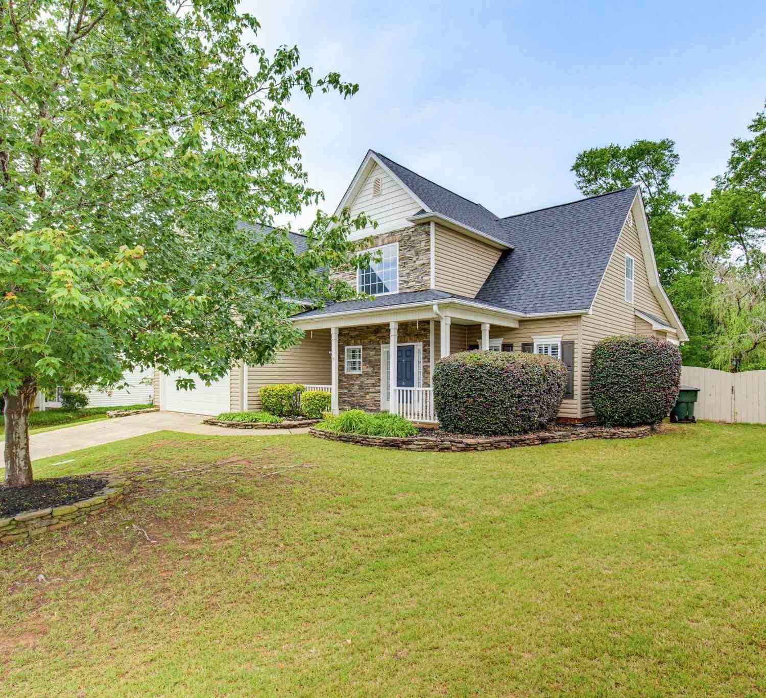 Homes For Sale - 6 Mercer<br/> Simpsonville, SC 29681
