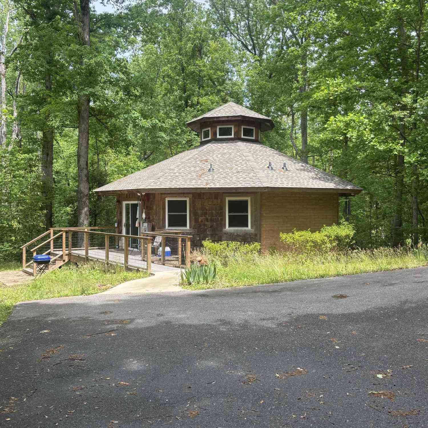 Homes For Sale - 230 Enoree<br/> Travelers Rest, SC 29690