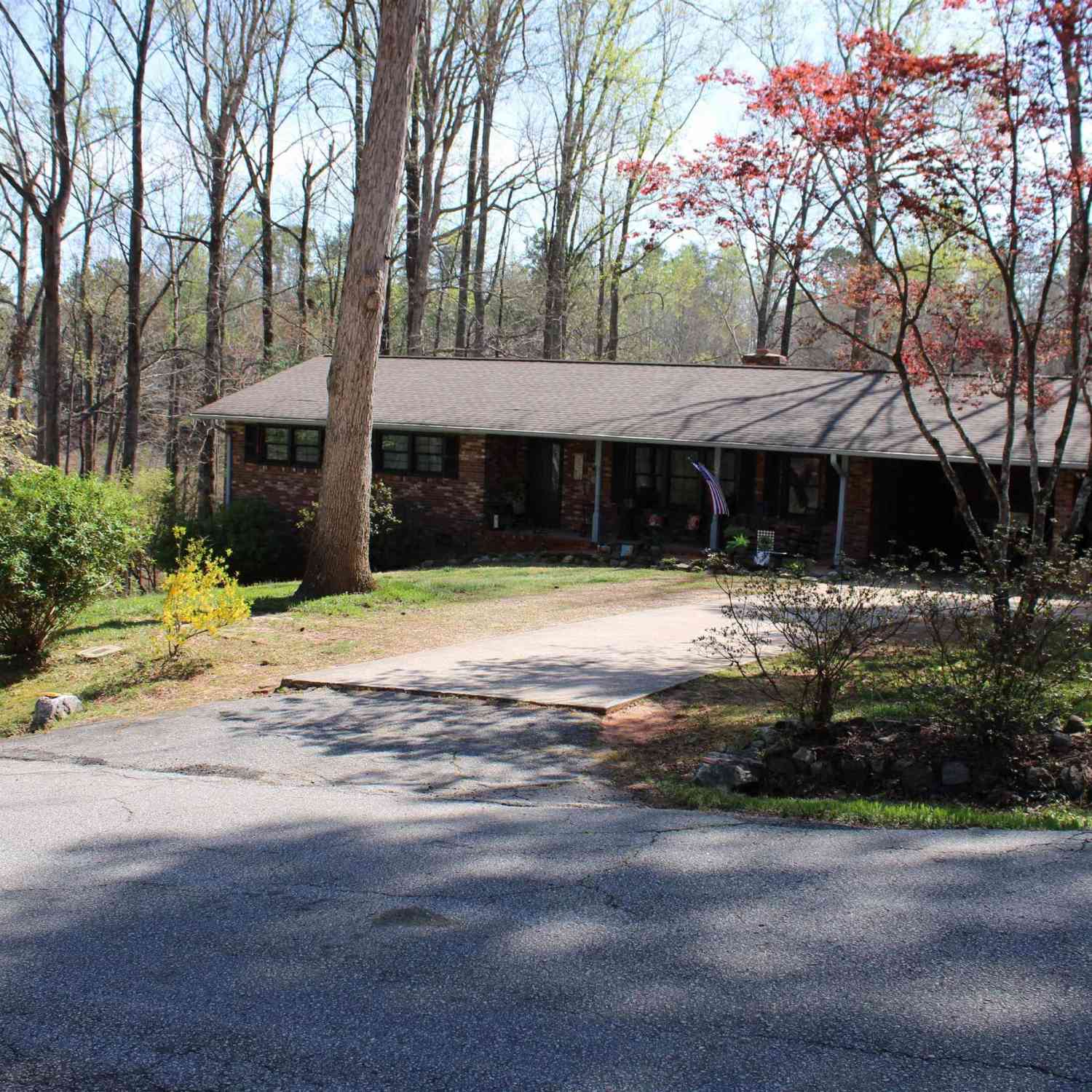 Homes For Sale - 108 Spring Valley<br/> Pickens County, Pickens, SC 29671