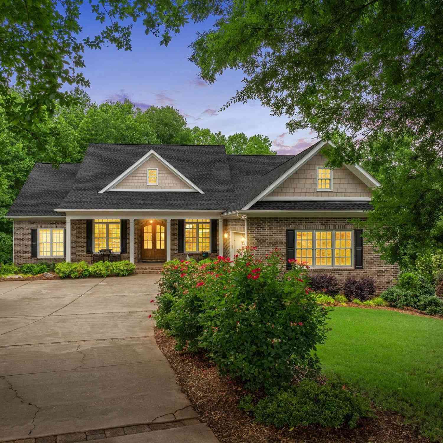 Homes For Sale - 1911 Dunlin<br/> Taylors, SC 29687