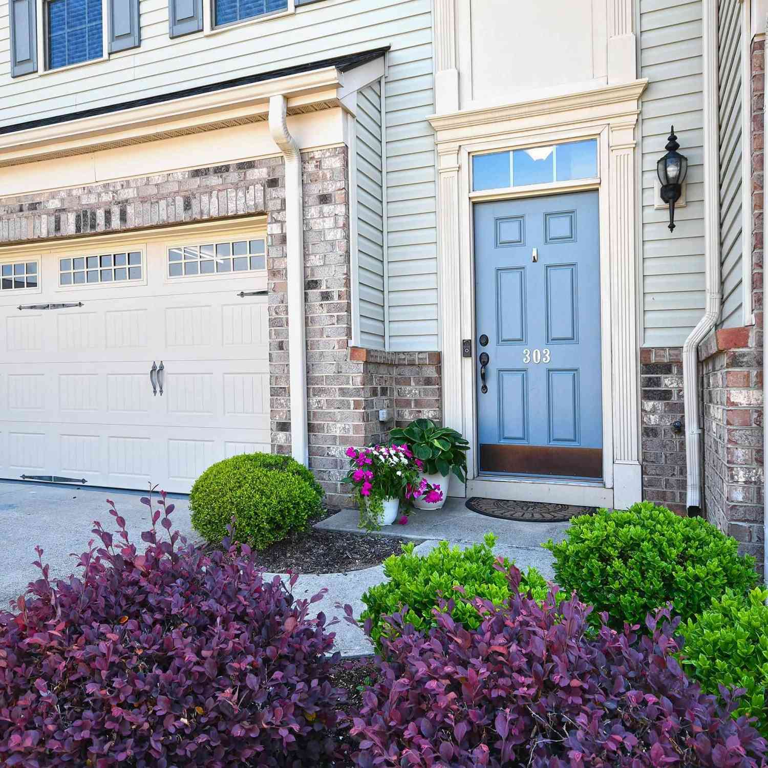 Townhouse For Sale - 303 Corday<br/> Greer, SC 29650
