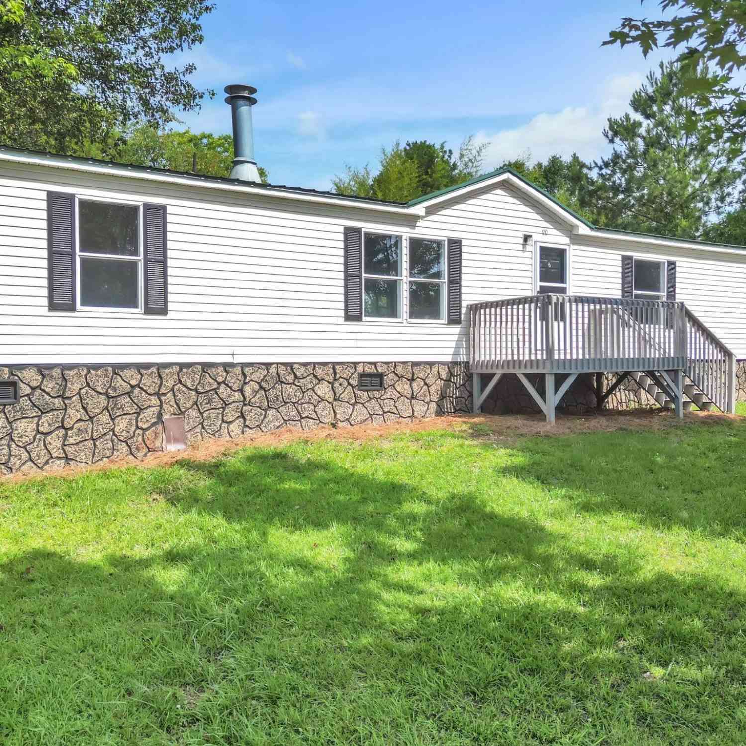 Mobile Home For Sale - 100 Riverbreeze<br/> Greenville, SC 29611