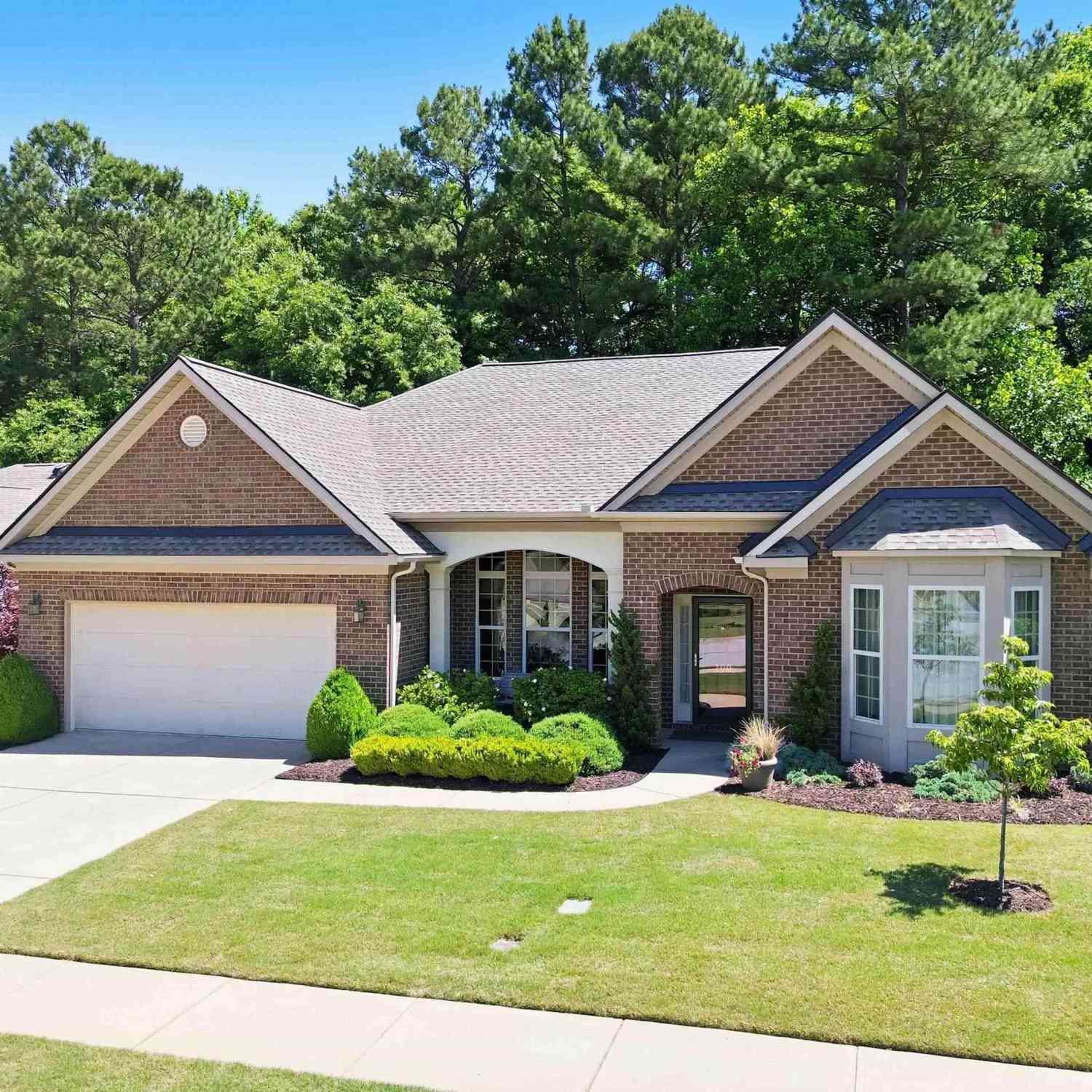 Homes For Sale - 100 Macintyre<br/> Simpsonville, SC 29680