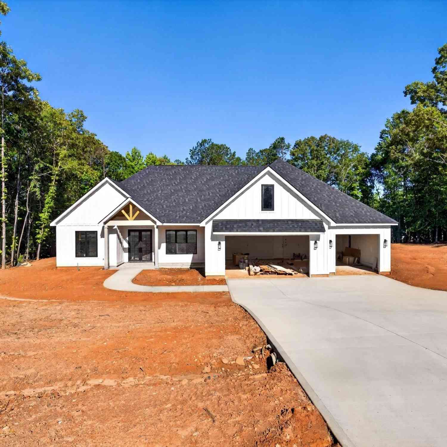 Homes For Sale - 108 Indian Ridge<br/> Laurens, SC 29630